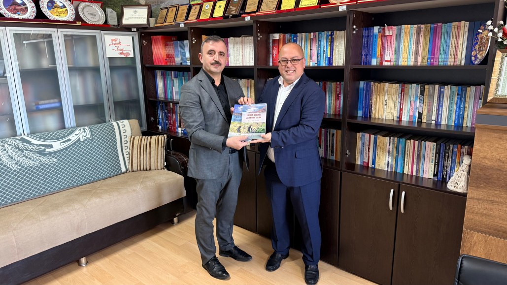 Andrew Jones Meets with Prof. Dr. Faruk Kaya.